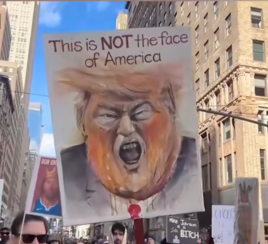 ratusan ribu rakyat Amerika turun kejalan dengan tema, No Kings ", & Menuntut presiden trump mundur, karna dianggap telah menyengsarakan rakyat