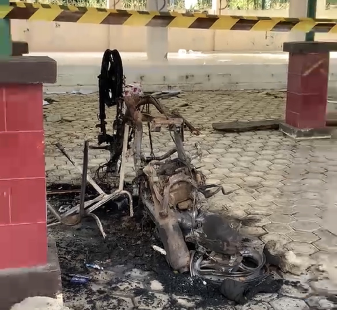 Bentrok mahasiswa di USK picu kebakaran gedung fakultas pertanian