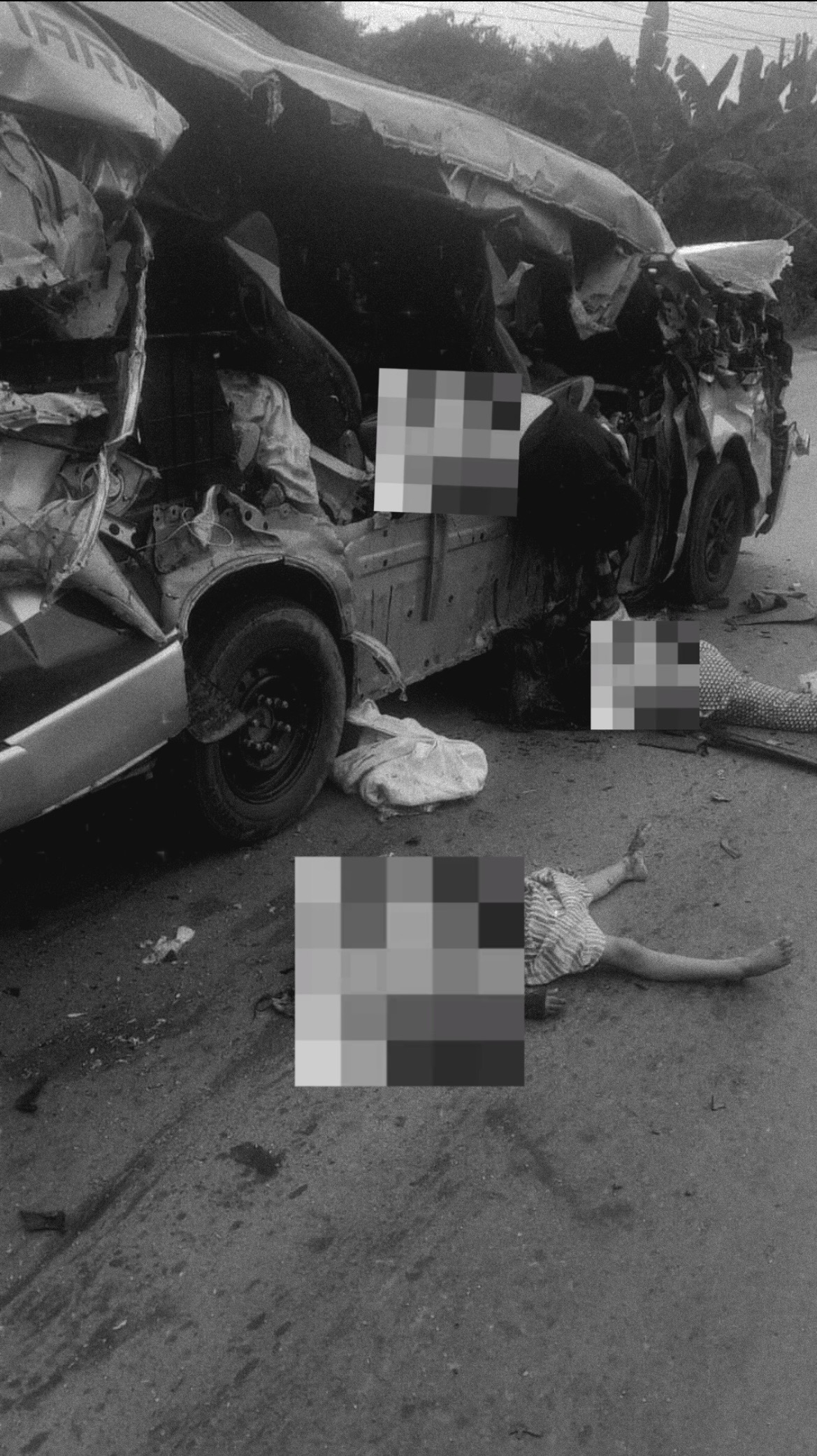 Mobil Hiace Asal Aceh Tujuan Dumai Alami Kecelakaan Maut di Bagan Batu, 10 Orang Meninggal dan 4 Selamat