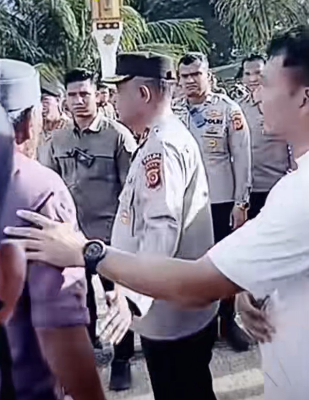 Hari Damai Aceh Berujung Kericuhan: Naiknya Bendera Bulan Bintang serta  Kekecewaan yang Belum Selesai?